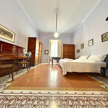 Conservatorio 16 - Scarlatti Room Napoli Bagian luar foto